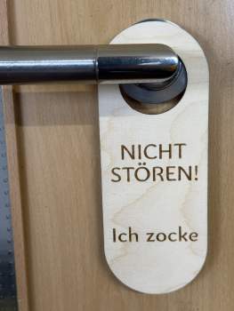 Personalisierter Türanhänger aus Sperrholz Birke