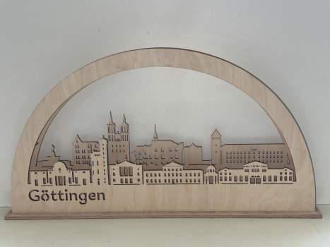 Lichtbogen Göttingen beleuchtet